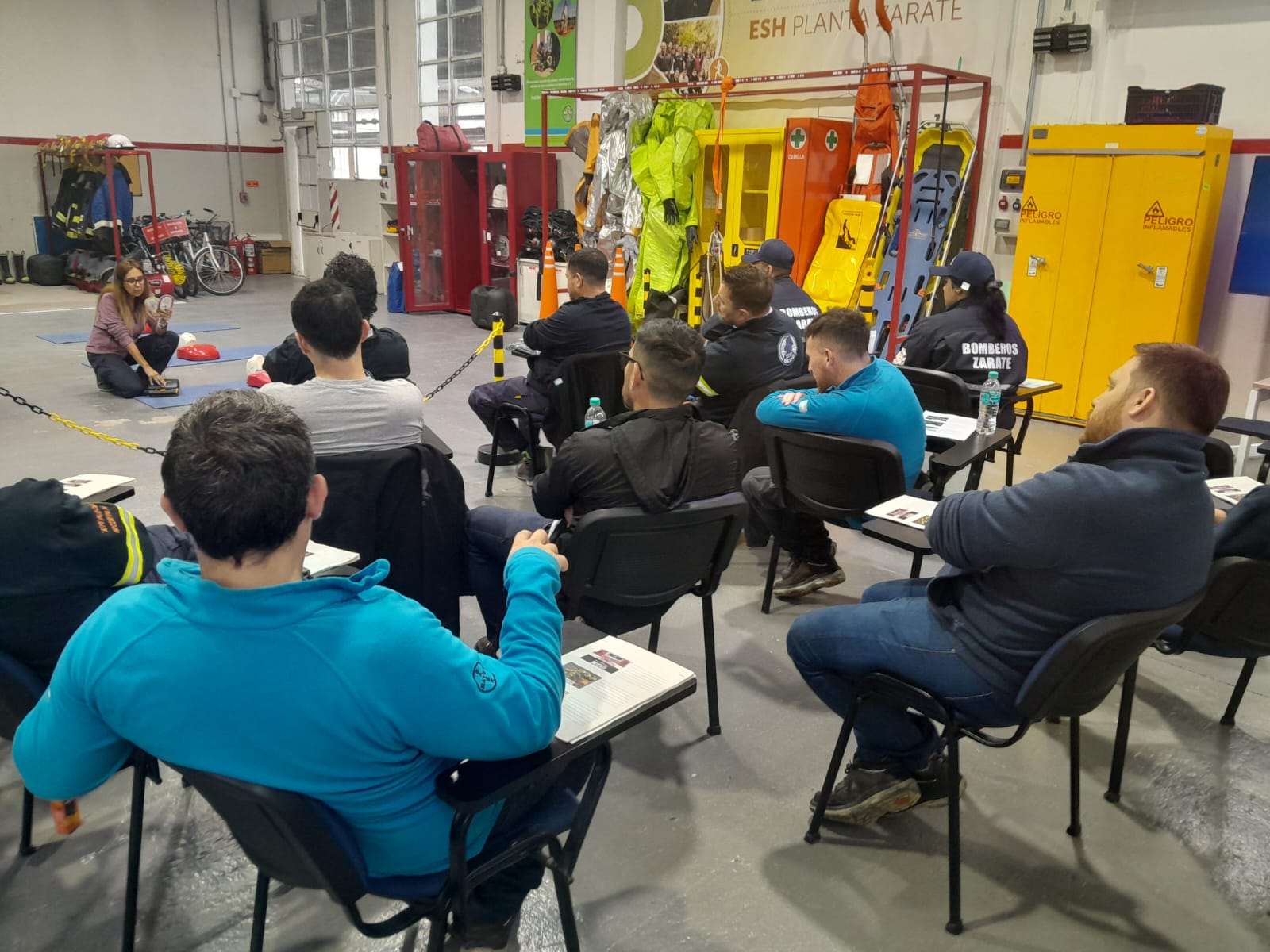 Formación teórica brigadas Bomberos Zárate